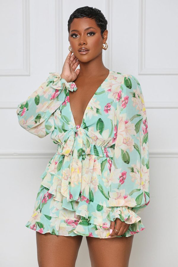 Chiffon Bell Sleeve Fresh Tight Waist Mini Romper