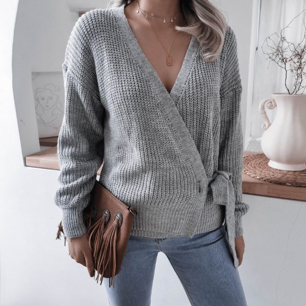 V-neck Knotted Knitwear Sweater