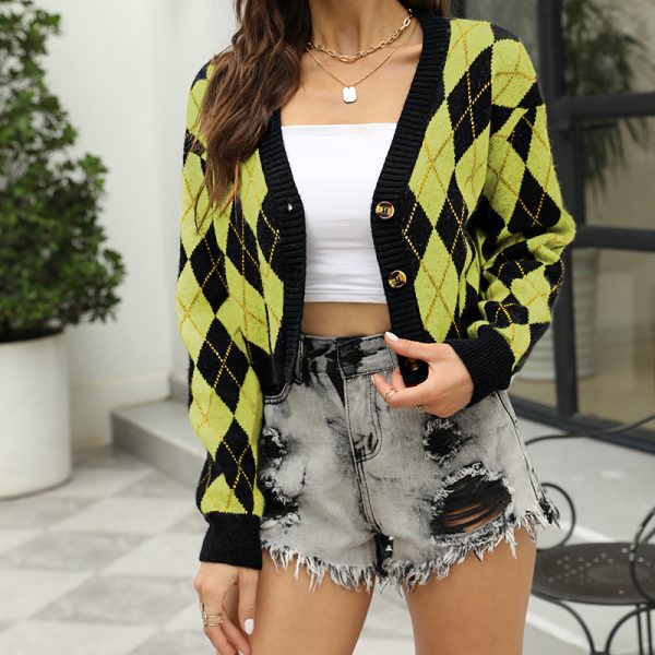 Popular Diamond Plaid Knit Cardigan