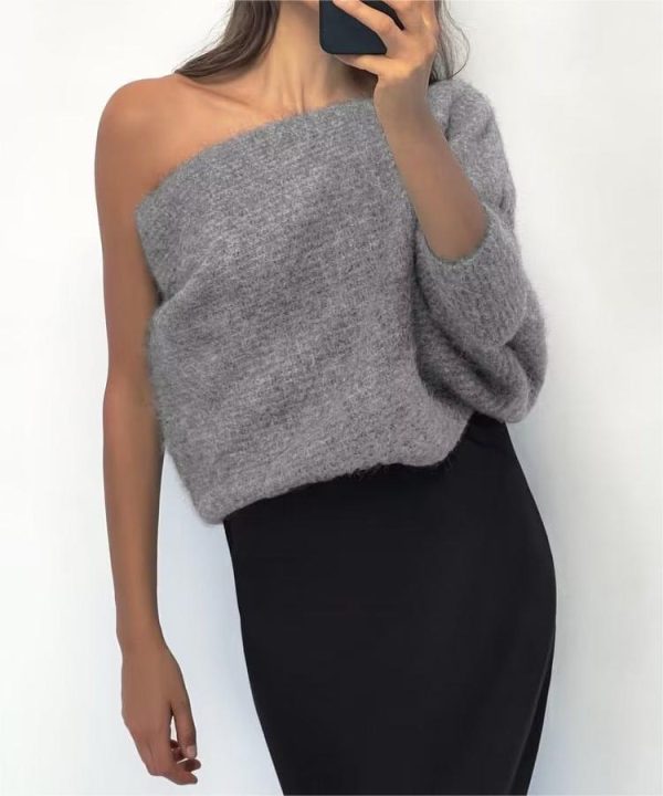 Asymmetric Solid Color Knit Cape