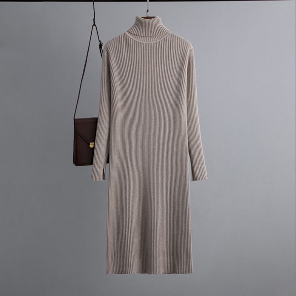 Turtleneck Maxi Dress: Autumn Elegance