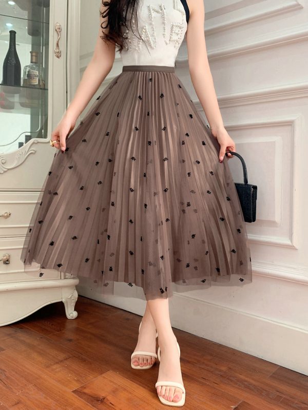 Pleated Mesh Swing Skirt: Spring Elegance