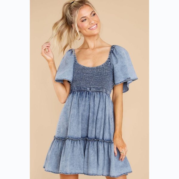 Close-Fitting Babydoll Denim Dress