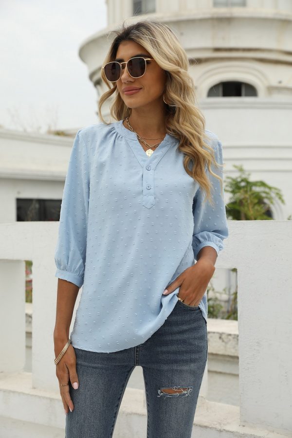 Chic Summer Style: Loose V-neck Chiffon Jacquard Top