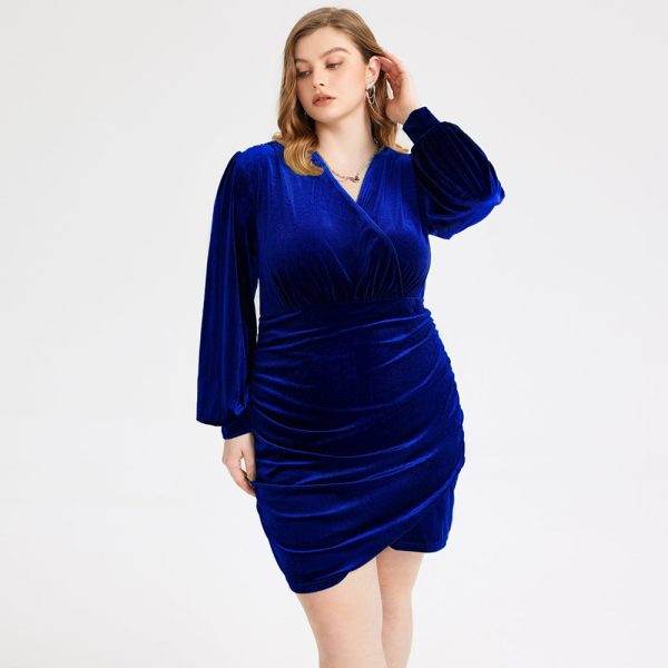 Elegant French Pleuche V-Neck Sheath Dress for Plus Size Women