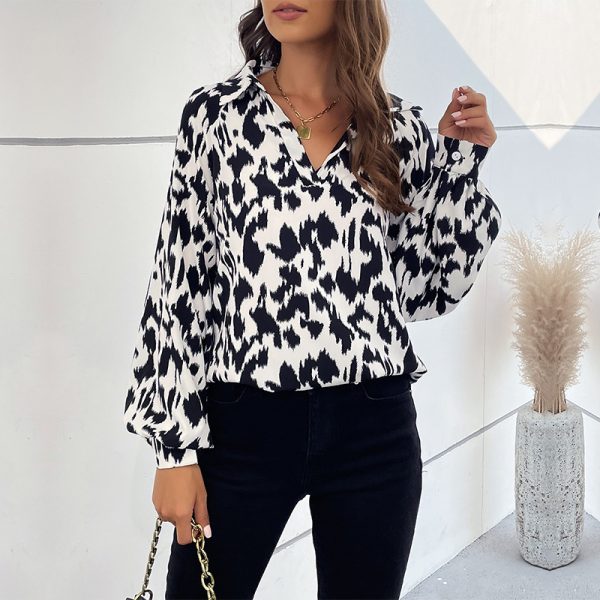 Spring Elegance: Printed Long Sleeve Polo Shirt