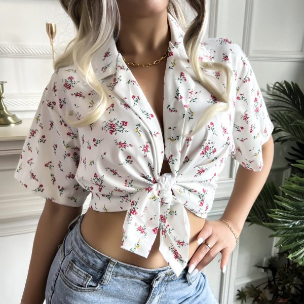 Women's Casual Floral Top: Seasonal Wear