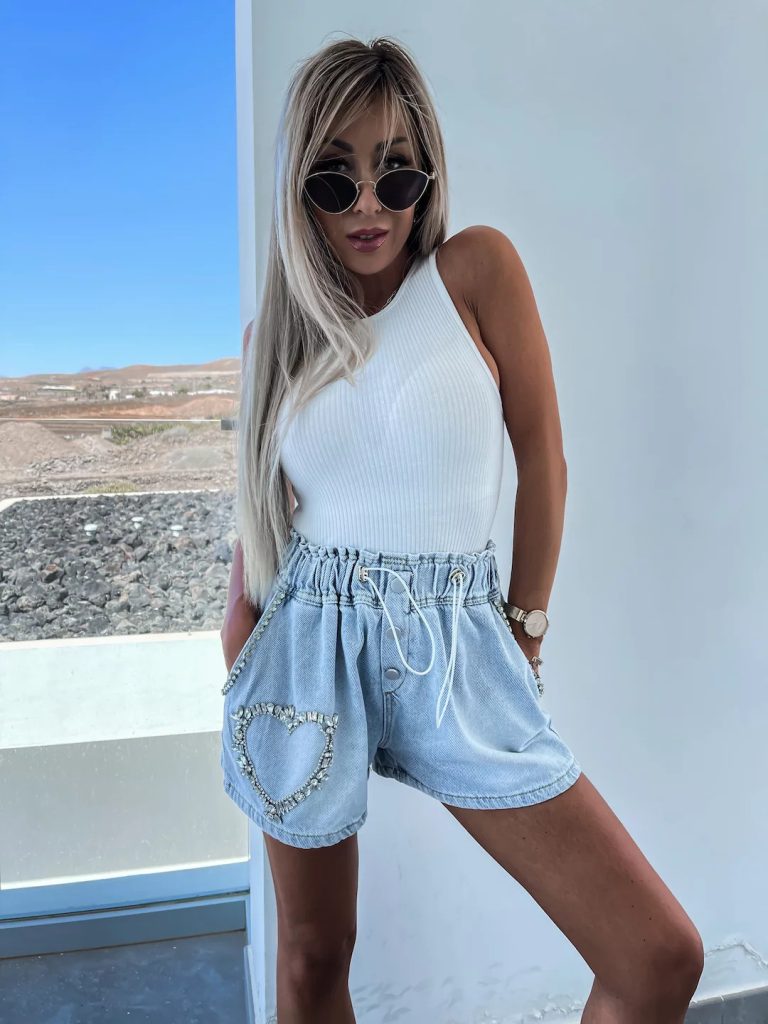 Women's  Casual Heavy Industry Rhinestone All Matching Denim Shorts Women