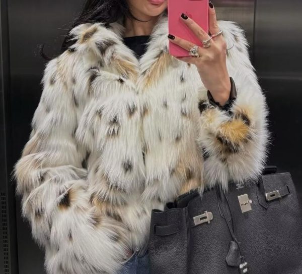 Women Clothing Autumn Winter Decoration Artificial Fur Effect Coat