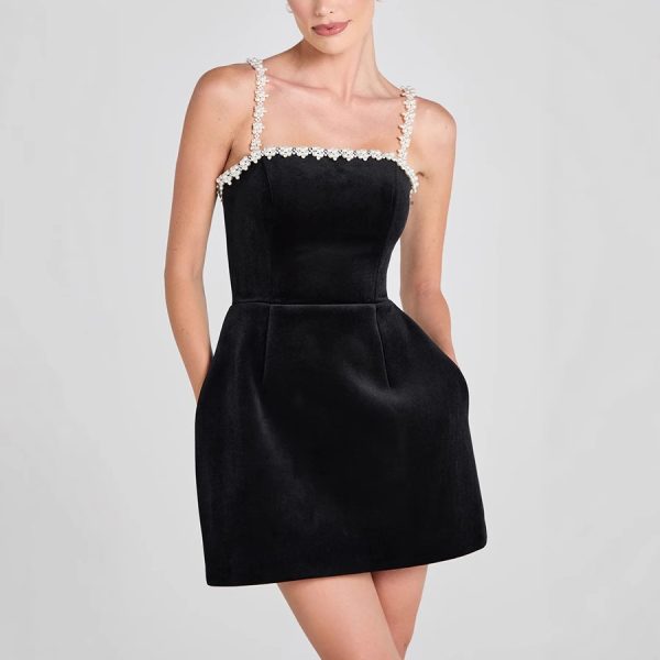 Sexy Pearl Suspender Tight Waist Sexy Velvet A line Dress